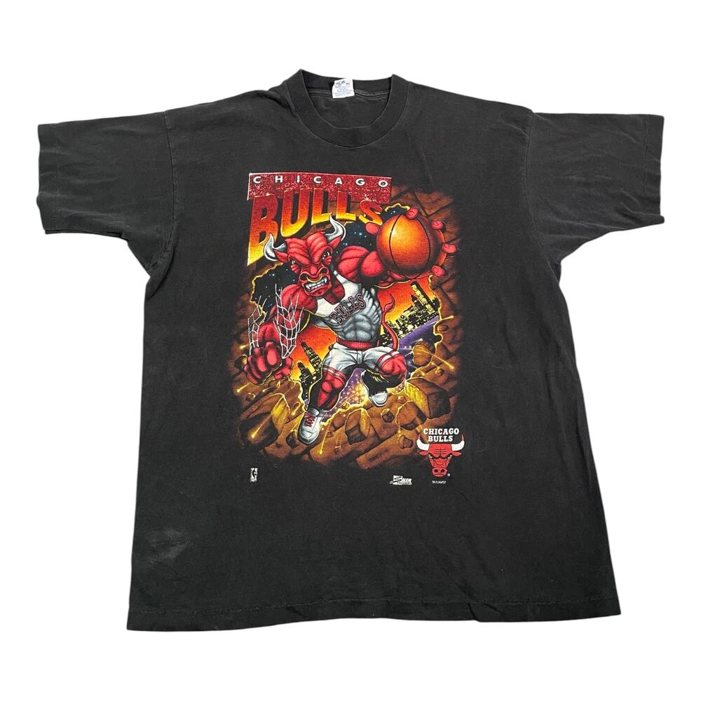 Vintage 1990s Chicago Bulls T-Shirt